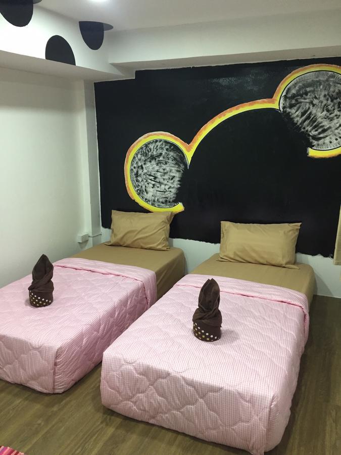 Mickey House Hotel Chiang Mai Ngoại thất bức ảnh